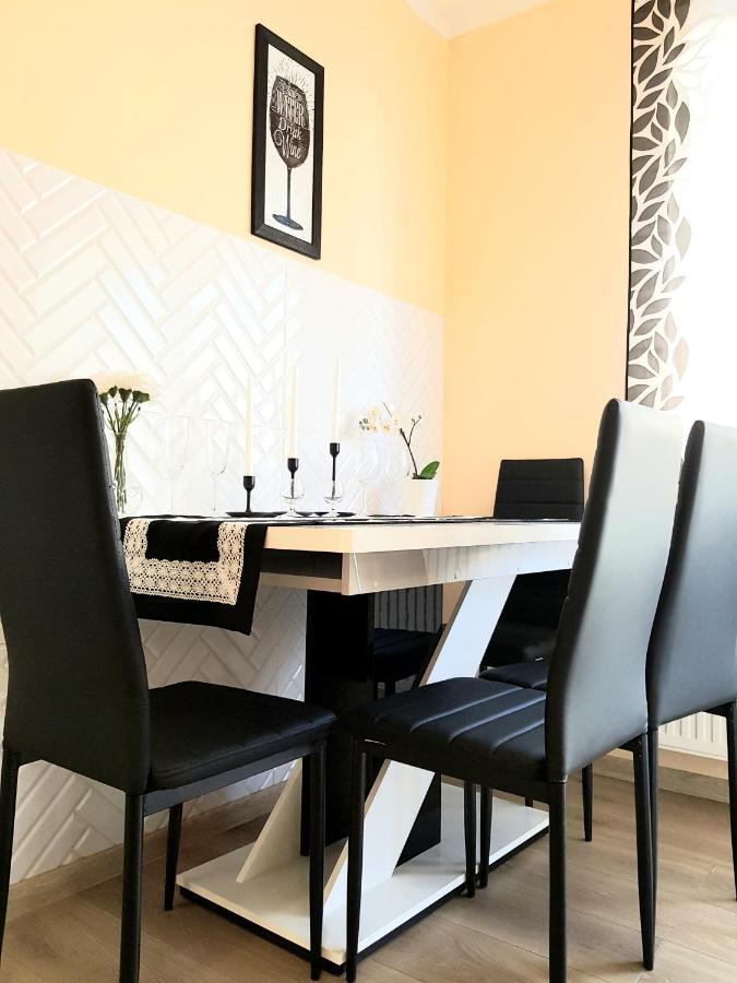 Apartment Glamour Downtown Balcony Краков Экстерьер фото