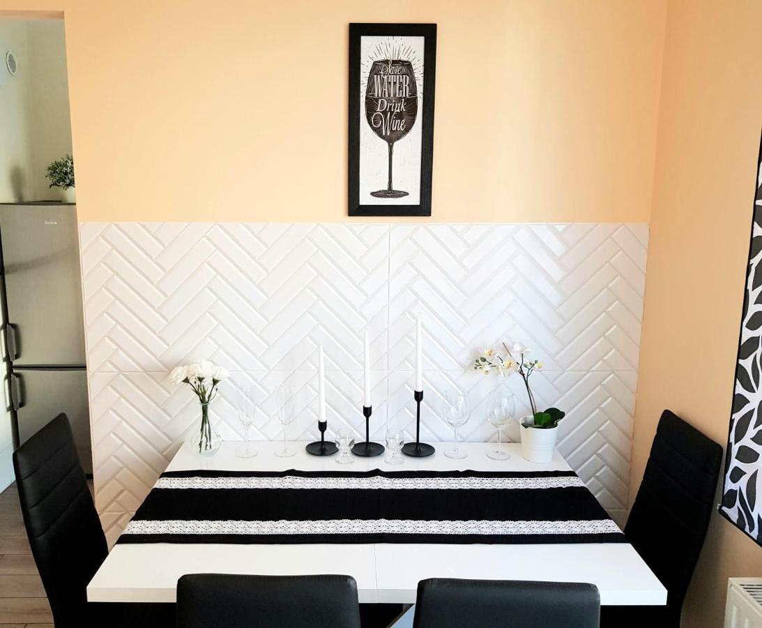 Apartment Glamour Downtown Balcony Краков Экстерьер фото